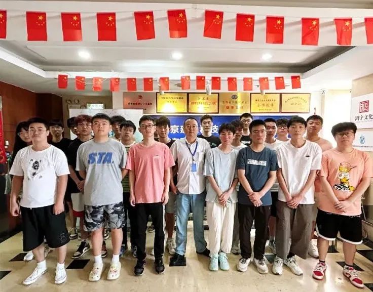 近期結班留影 | 百尺竿頭，更進一步，加